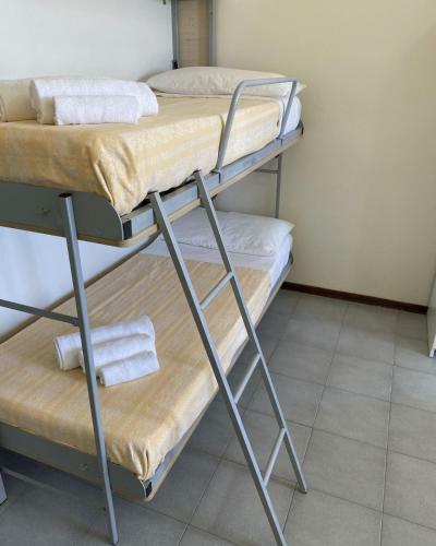 Hotel Flying