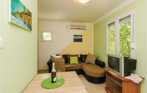 One-bedroom Holiday Home In Herceg Novi