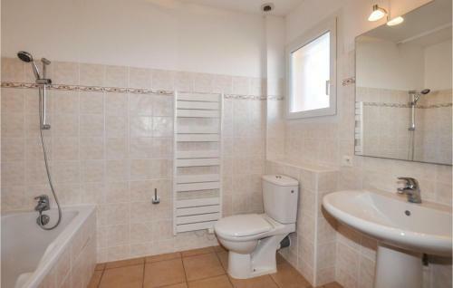 Beautiful Home In Narbonne Plage W/ 2 Bedrooms