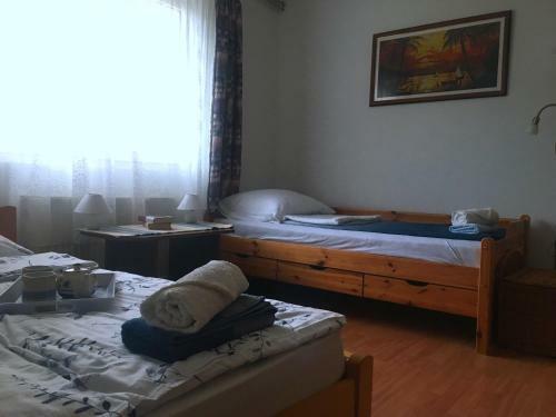 Villa Sebesty�n Apartments