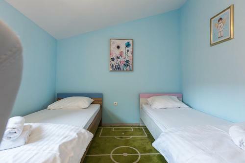 Ivan07 Spacious 3br Apartment With Terrace