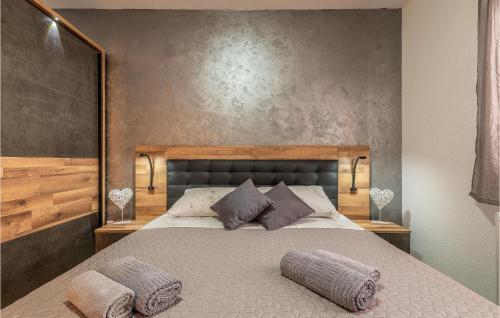 Nice Apartment In Zadar With Wifi And 2 Bedrooms