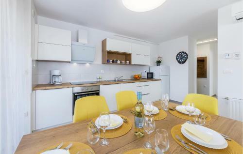 Awesome Apartment In Pula With Wifi And 2 Bedrooms
