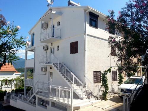 Apartmani Devic