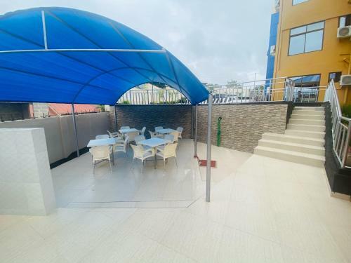 Vose Hotel