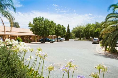Paradise Lakes Motel
