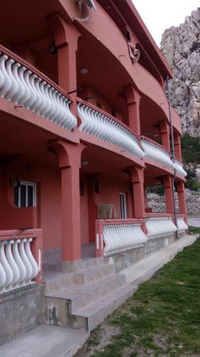 Apartmani Bajic Canj
