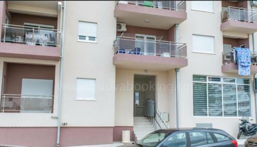 A&j Lux Apartment