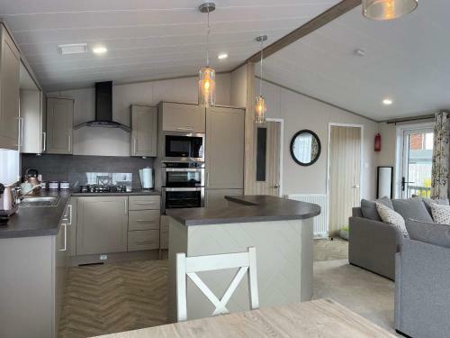 Platinum Lodge New Listing May 2021 Full Calendar Available