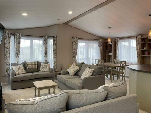 Platinum Lodge New Listing May 2021 Full Calendar Available