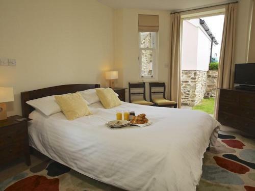 3 Combehaven