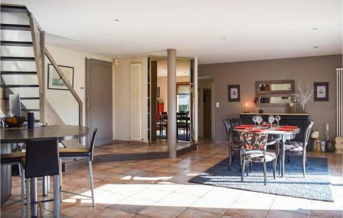 Nice Home In Hillion W/ Wifi And 4 Bedrooms