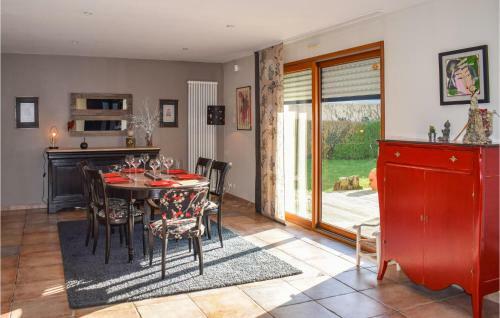 Nice Home In Hillion W/ Wifi And 4 Bedrooms