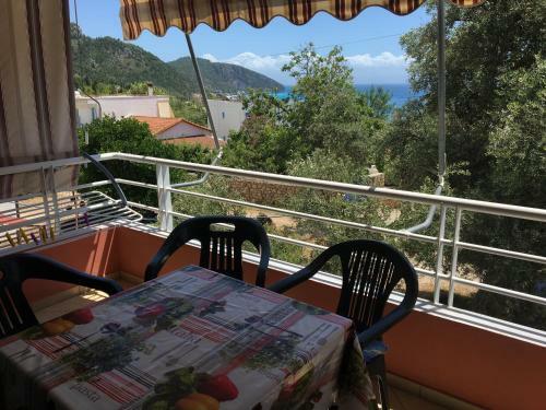 Monda Apartments Dhermi