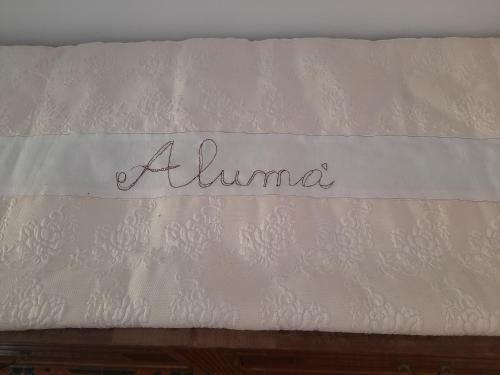 Alum�