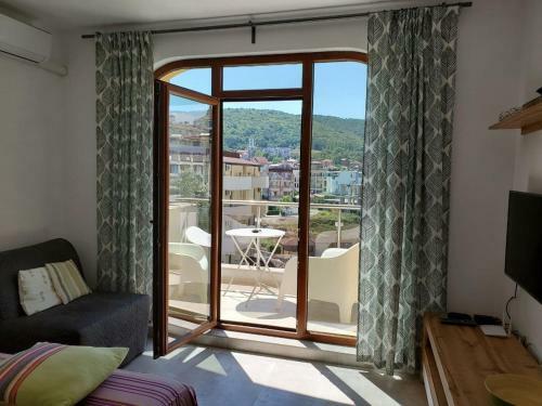 Obzor Tatyana Apartaments Natura