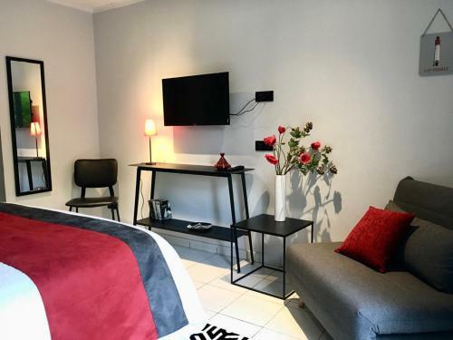 Hostal Villa Les Amarantes