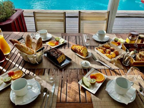 Hostal Villa Les Amarantes