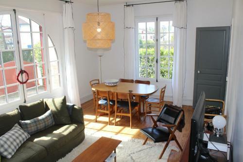 Villa Larhundoa Avec Les Cl�s de Saint Jean de Luz