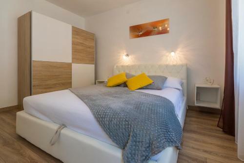 Apartments Dijana