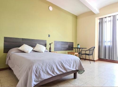Hotel Galaxia