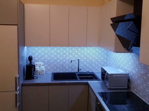 Kalamata.house - Sunny And Modern Apartment With View!