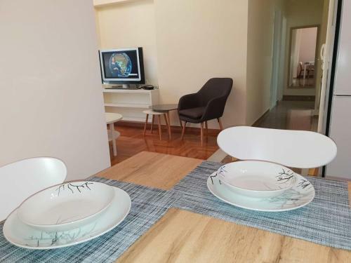 Kalamata.house - Sunny And Modern Apartment With View!