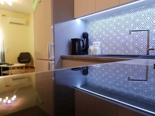 Kalamata.house - Sunny And Modern Apartment With View!