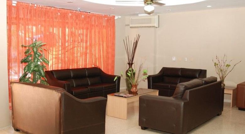 Royal Palace Hotel