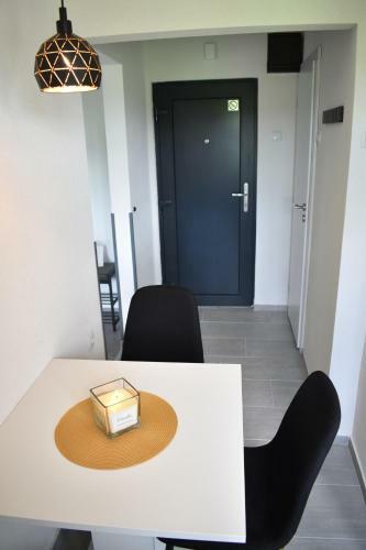 Studio Apartman Lex