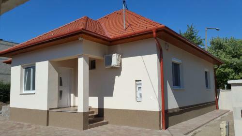 F�rjes Apartments