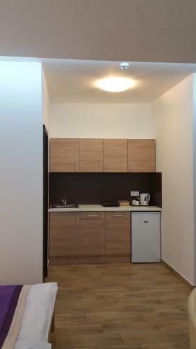 F�rjes Apartments