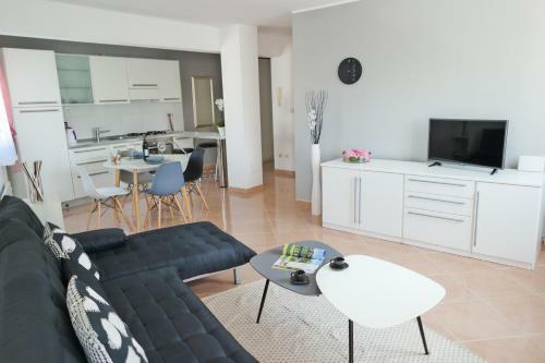 Apartment White