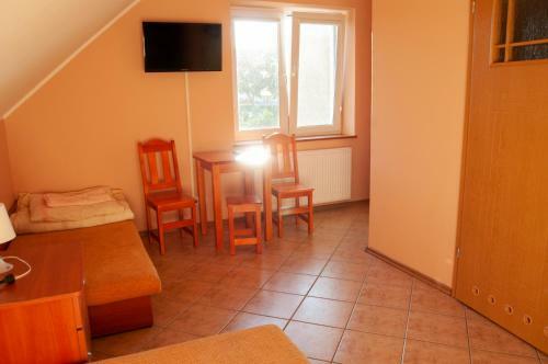 Lodge Jantar Pokoje I Domki U Reni