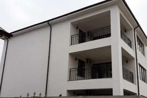 Sunshine Apartments