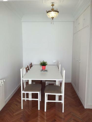 Apartamento Piso Playa Y Centro A Coru�a 6 Personas