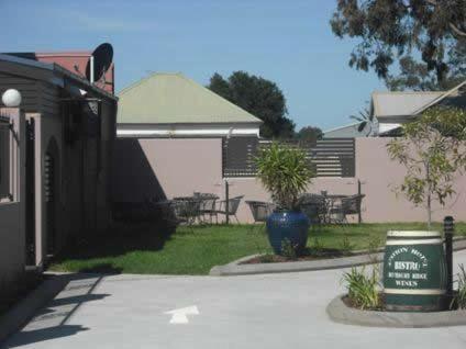 Station Hotel Motel