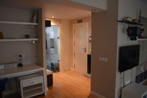 Apartamento Pisazo Reformado En El Centro Con Garaje Privado