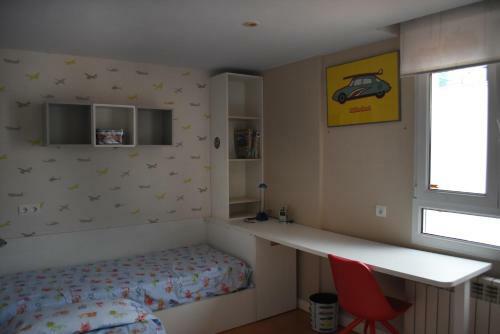 Apartamento Pisazo Reformado En El Centro Con Garaje Privado