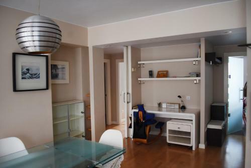 Apartamento Pisazo Reformado En El Centro Con Garaje Privado