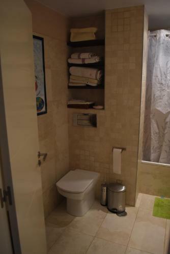 Apartamento Pisazo Reformado En El Centro Con Garaje Privado