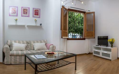 Apartamento Descubrehome Postigo Del Aceite Terraza Interior
