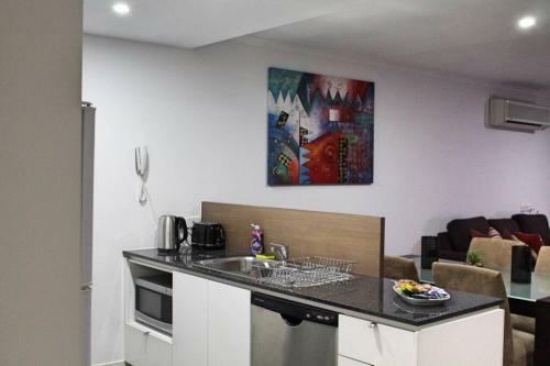 Apartamento Executively Styled 2 Bed, 2 Bath, Perfect Location