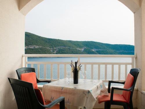 Apartments Josip