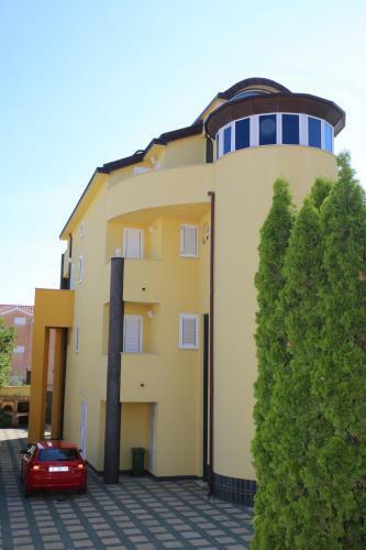Hostal Vila Nara