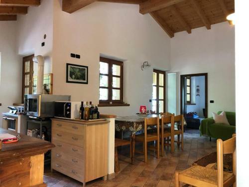 C� Nora - Baita Monte Velo A Quota 1.000 Mt.