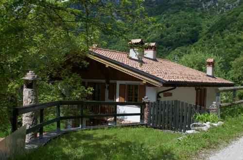 C� Nora - Baita Monte Velo A Quota 1.000 Mt.