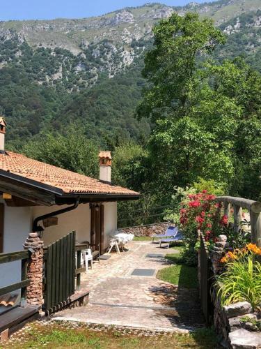 C� Nora - Baita Monte Velo A Quota 1.000 Mt.