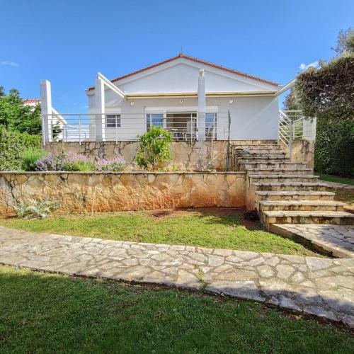 Villa Seaside House Puntaskala
