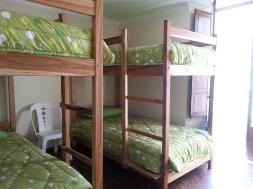 Albergue Villa Oropeza Guest House